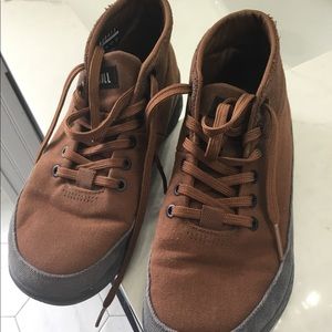 GUC NoBull Mid Canvas